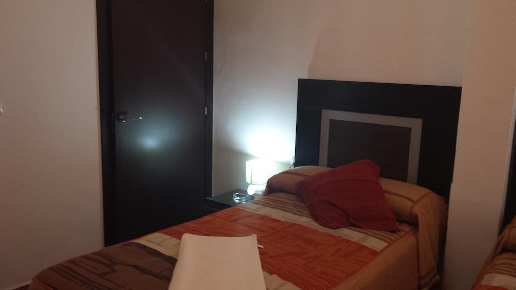 Pension Gran Plaza Севилья Номер фото